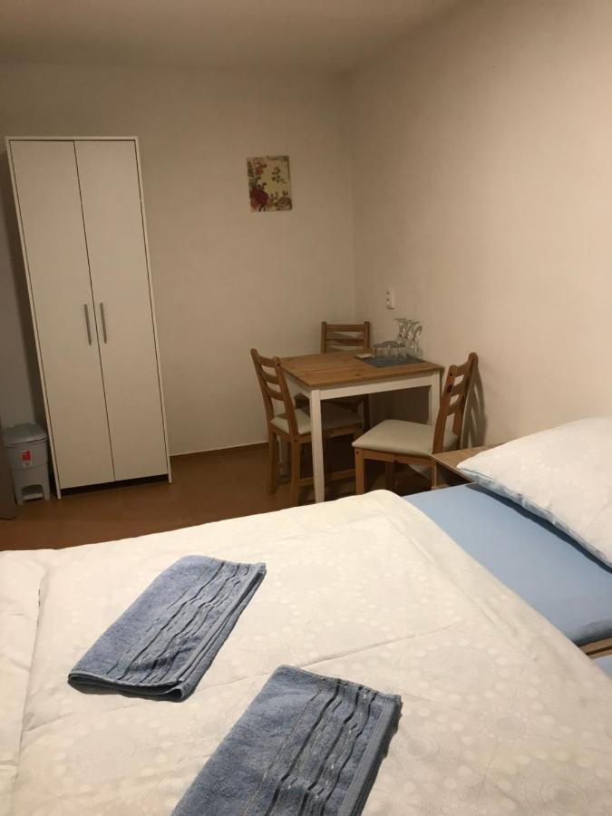 Ubytování ANEŽKA Lednice Esterno foto
